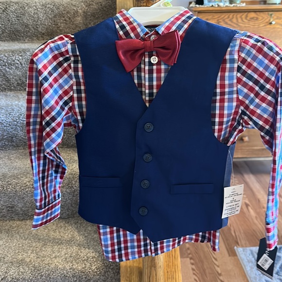 Boys 4 piece set ensemble,  Blue vest and pants and checkered shirt Nautica - Picture 7 of 7